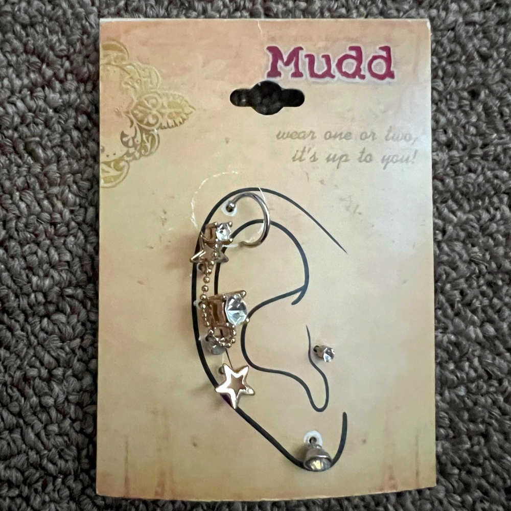 Mudd earring 8 piece set brand new